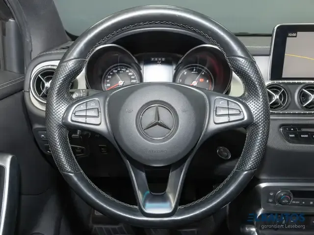 Mercedes-Benz X 250