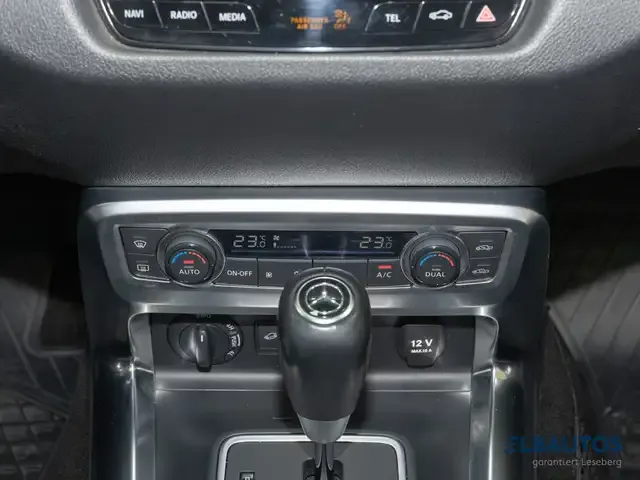 Mercedes-Benz X 250
