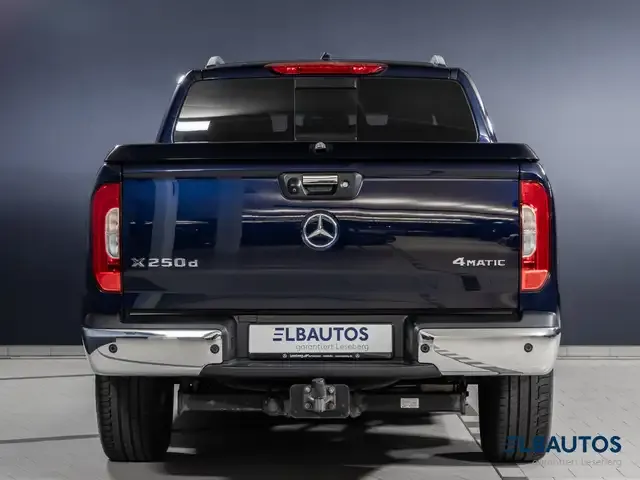 Mercedes-Benz X 250