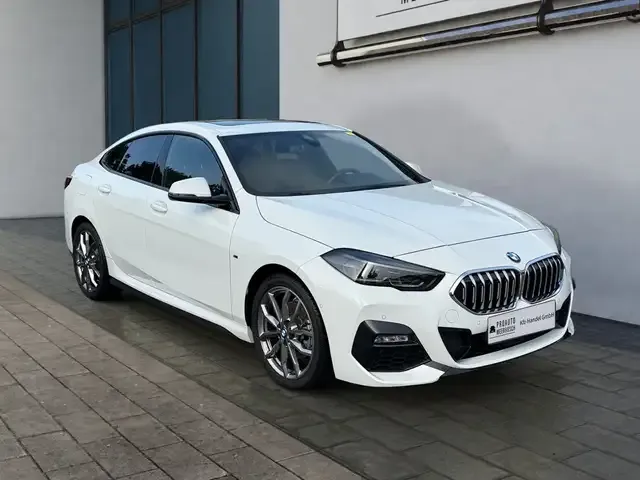 BMW 218