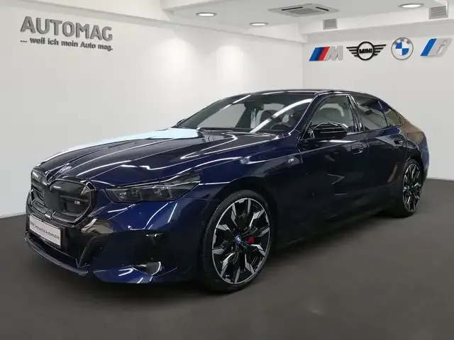 BMW i5
