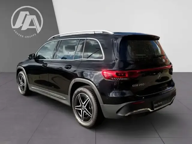 Mercedes-Benz EQB 250