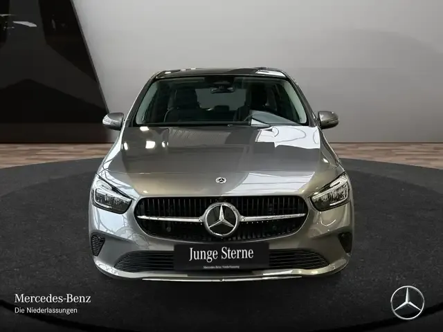 Mercedes-Benz B 250