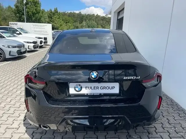 BMW 220