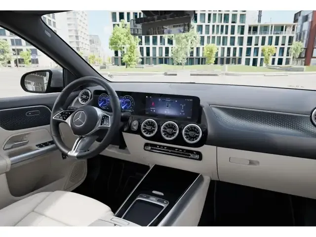 Mercedes-Benz EQA 250