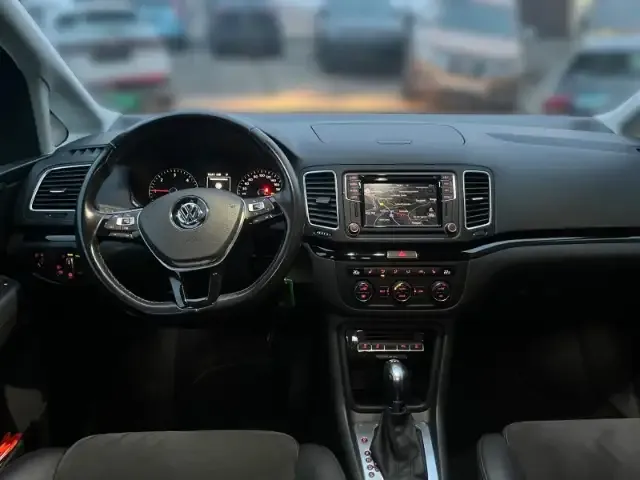 Volkswagen Sharan