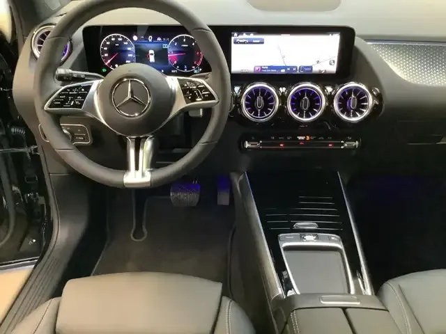 Mercedes-Benz GLA 220