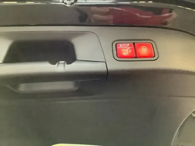 Mercedes-Benz GLA 220