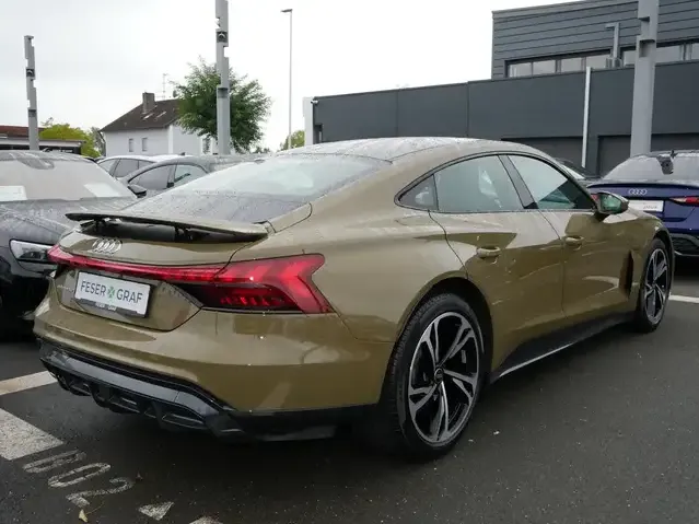 Audi e-tron GT