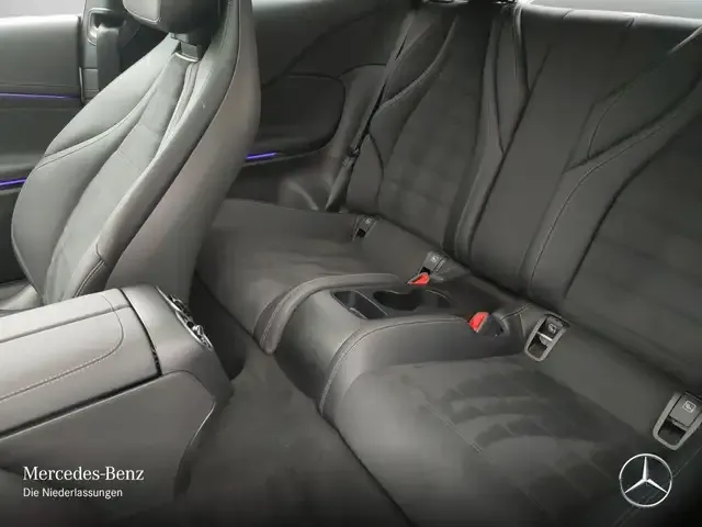 Mercedes-Benz CLE 180