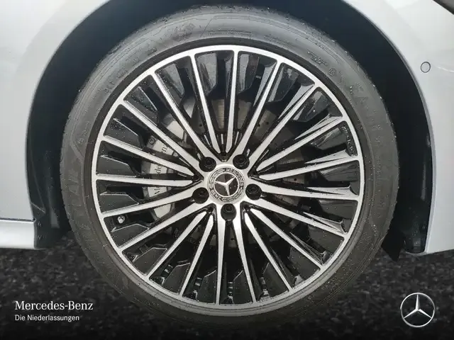 Mercedes-Benz CLE 180