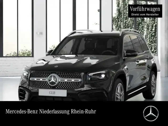 Mercedes-Benz GLB 220