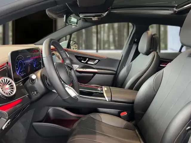 Mercedes-Benz EQE SUV