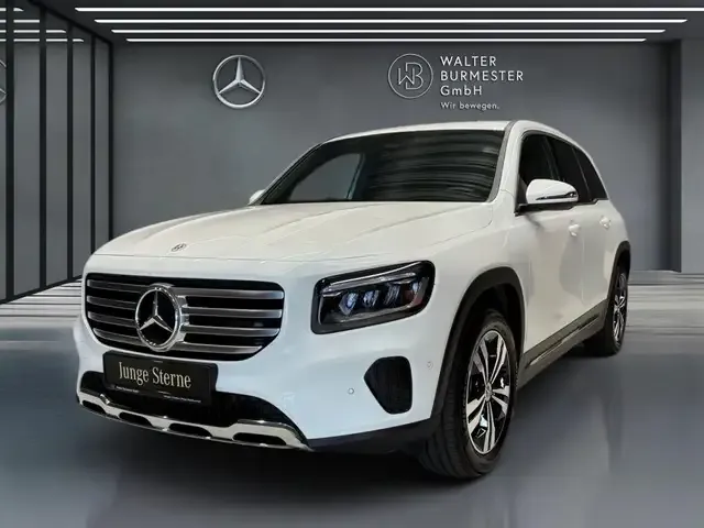 Mercedes-Benz GLB 220