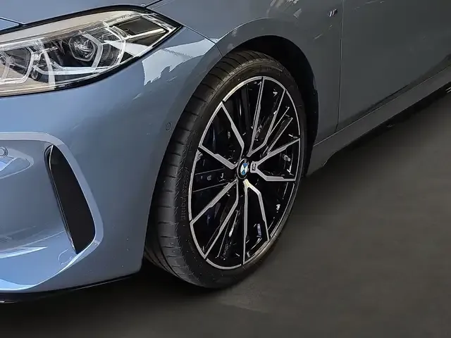 BMW M1