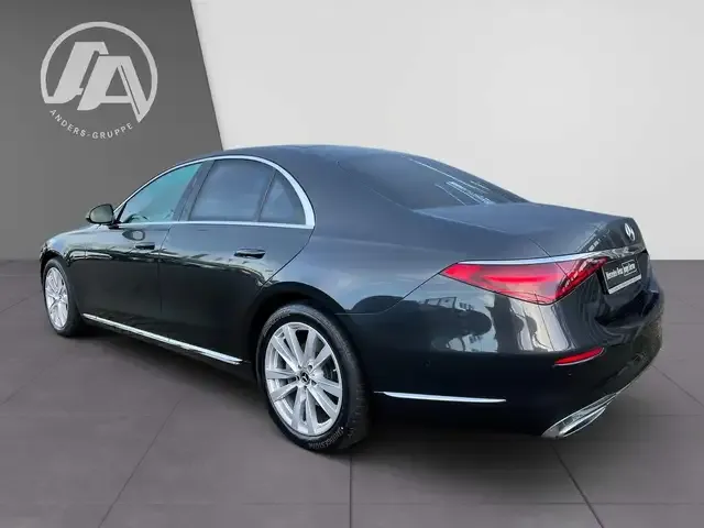 Mercedes-Benz S 400