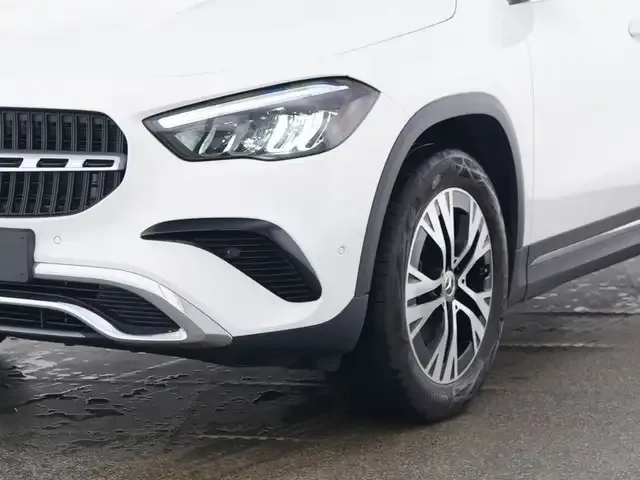 Mercedes-Benz GLA 180