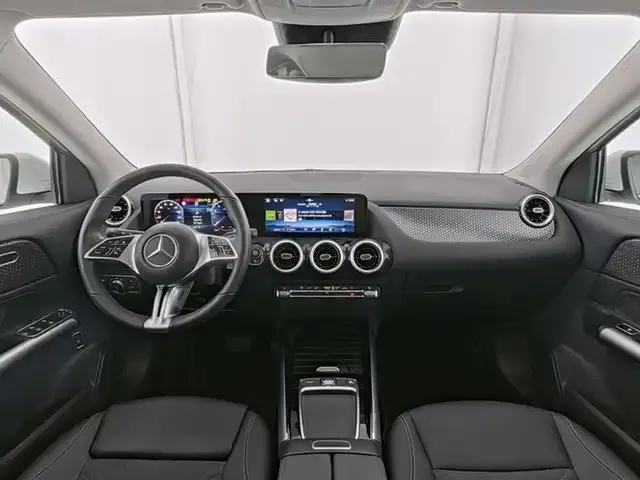 Mercedes-Benz GLA 180