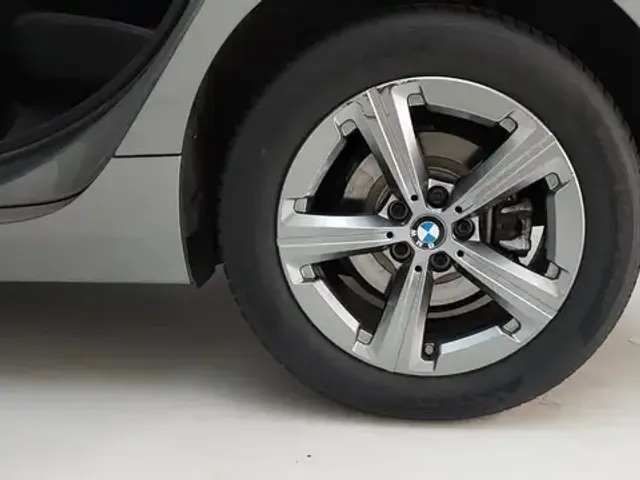 BMW 223