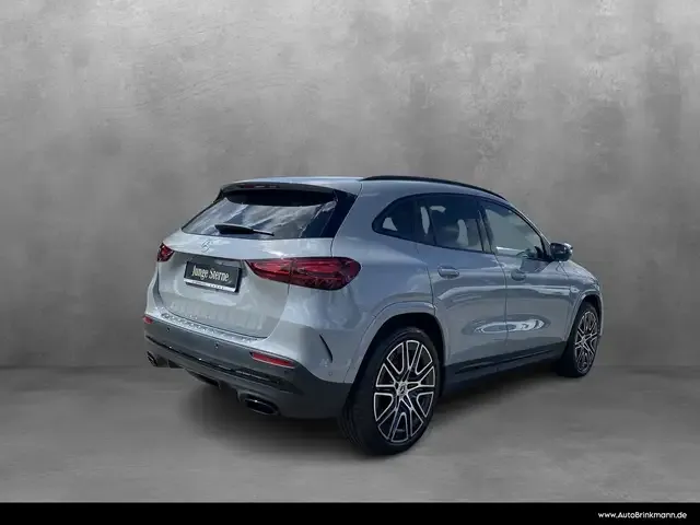 Mercedes-Benz GLA 200