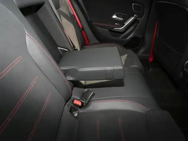 Mercedes-Benz A 35 AMG
