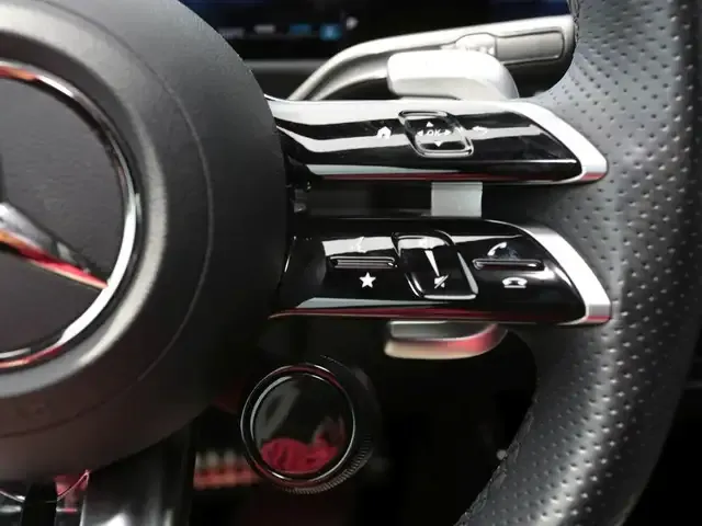 Mercedes-Benz A 35 AMG