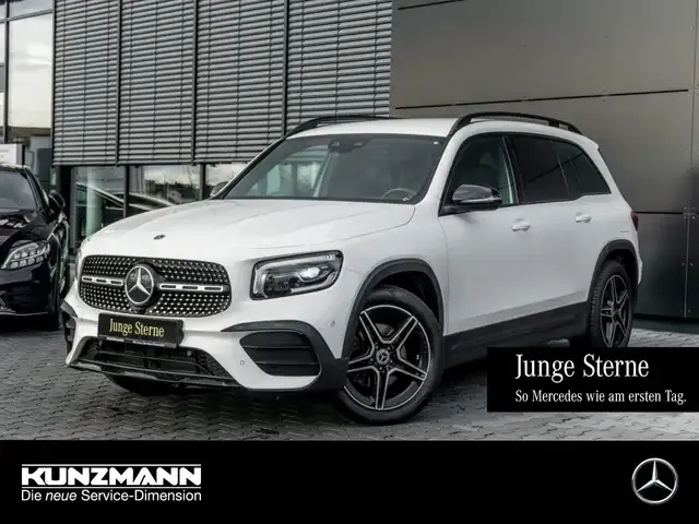 Mercedes-Benz GLB 220