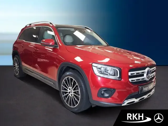 Mercedes-Benz GLB 220