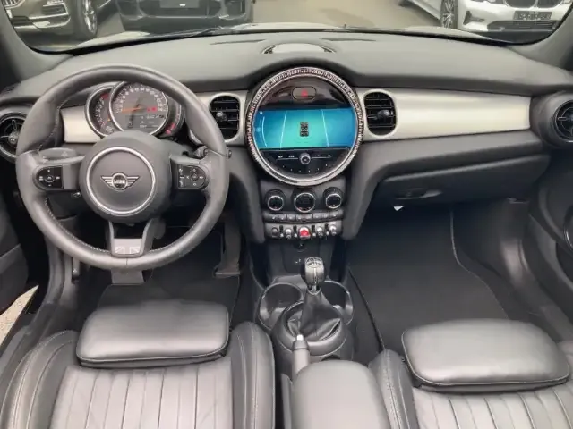 MINI Cooper Cabrio