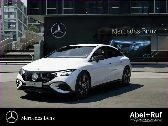 Mercedes-Benz EQE 300