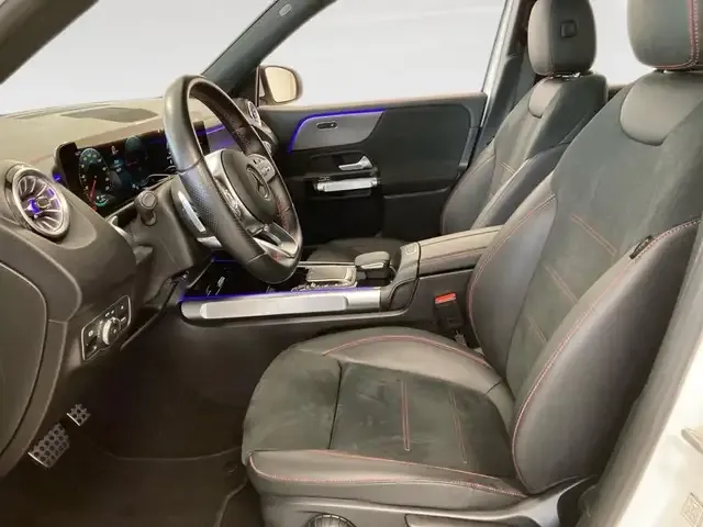 Mercedes-Benz EQB 250