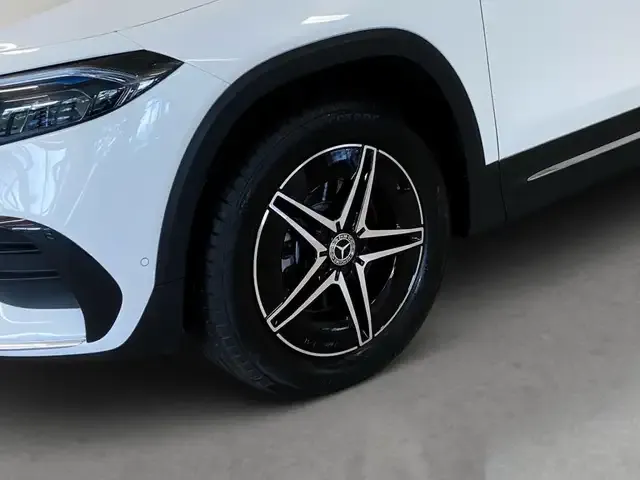 Mercedes-Benz EQB 250