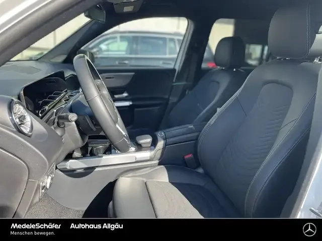 Mercedes-Benz GLB 250