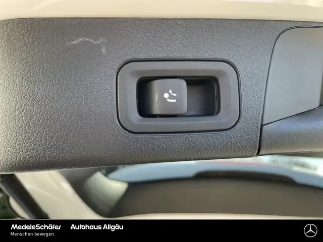 Mercedes-Benz GLB 250