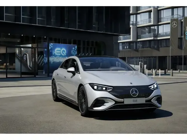 Mercedes-Benz EQE 350