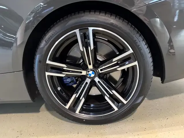 BMW 440