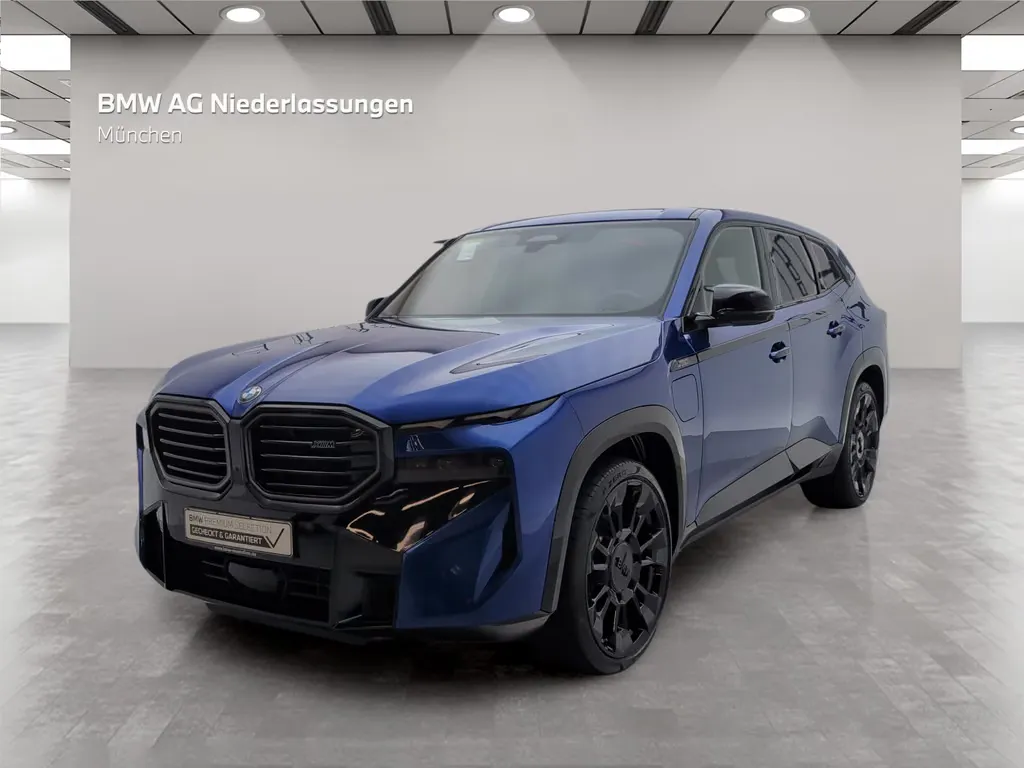 BMW XM