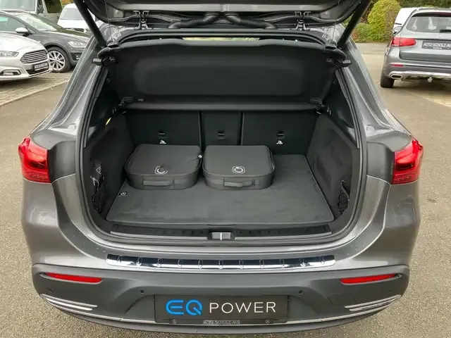 Mercedes-Benz EQA 300