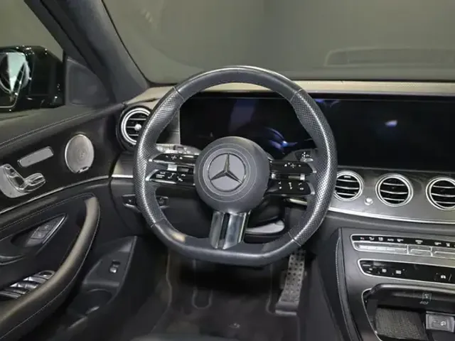 Mercedes-Benz E 400