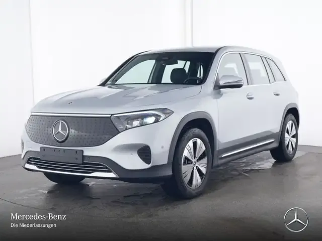 Mercedes-Benz EQB 300