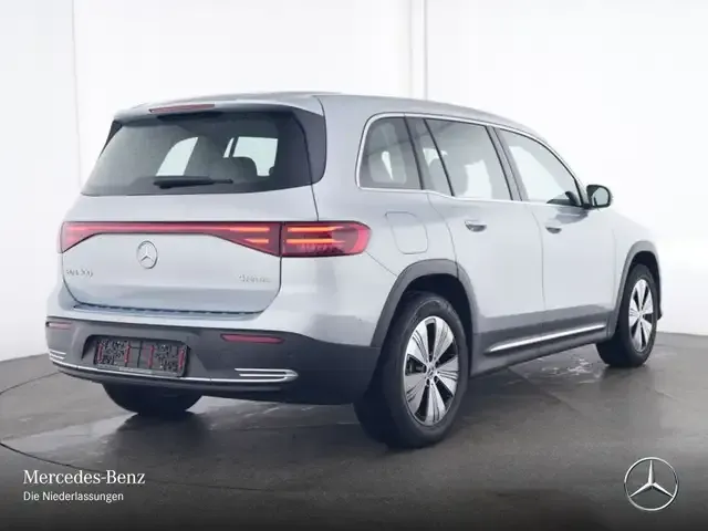 Mercedes-Benz EQB 300