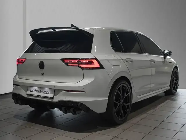 Volkswagen Golf R