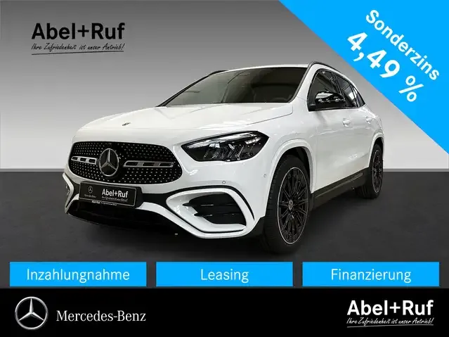 Mercedes-Benz GLA 200
