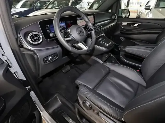 Mercedes-Benz V 250