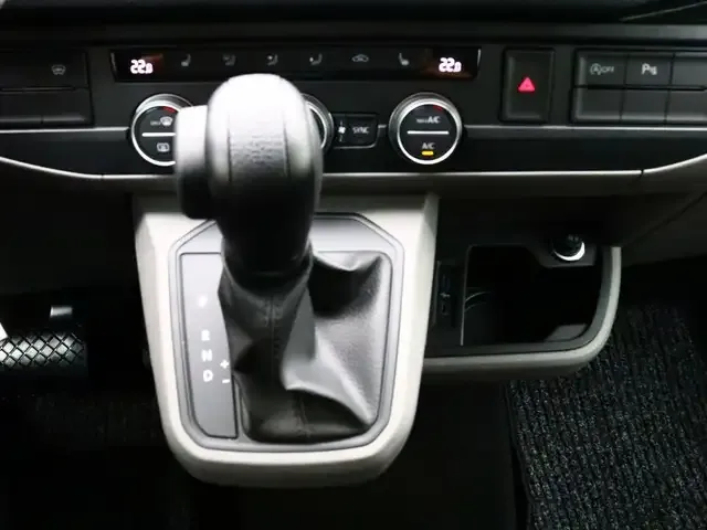 Volkswagen T6.1 Caravelle