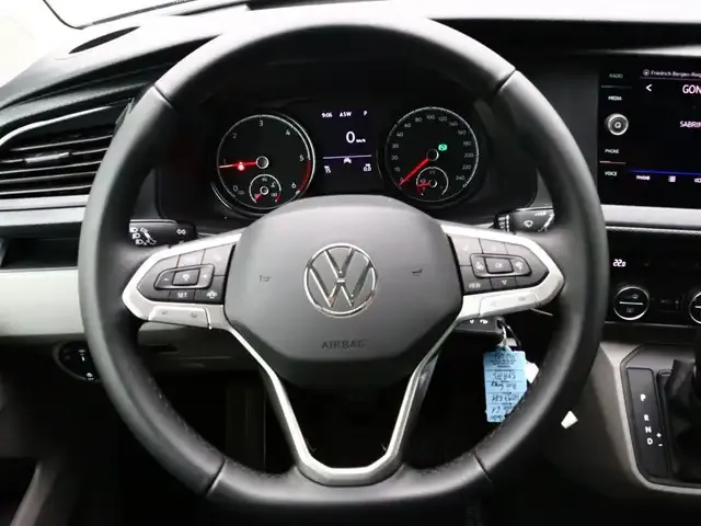 Volkswagen T6.1 Caravelle