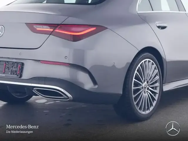 Mercedes-Benz CLA 200