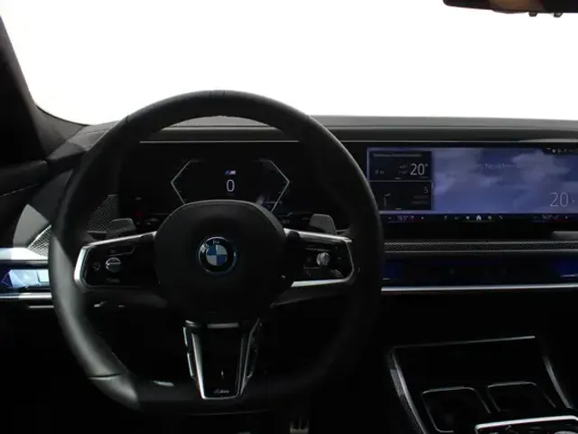 BMW 750
