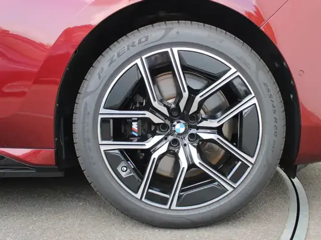 BMW 750