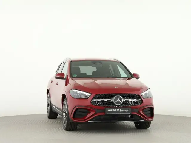 Mercedes-Benz GLA 220